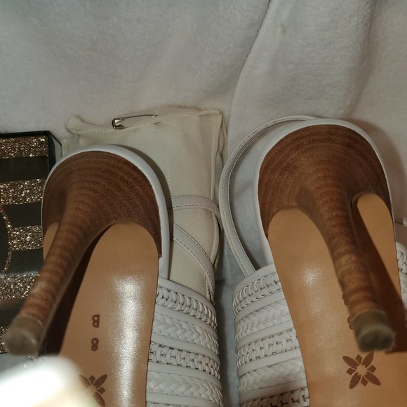 BCBGeneration Karli Sandal in CHALK COLOR - Picture 8 of 11